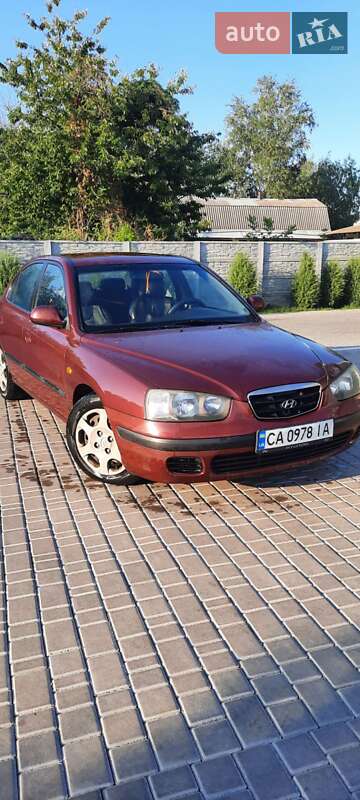 Седан Hyundai Elantra 2002 в 