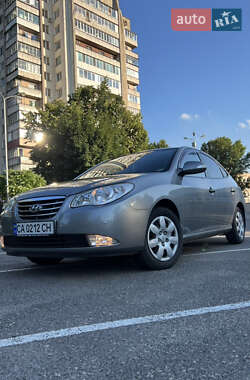 Седан Hyundai Elantra 2011 в Черкассах