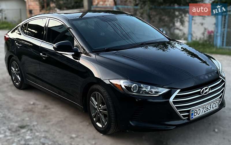 Седан Hyundai Elantra 2016 в Тернополе