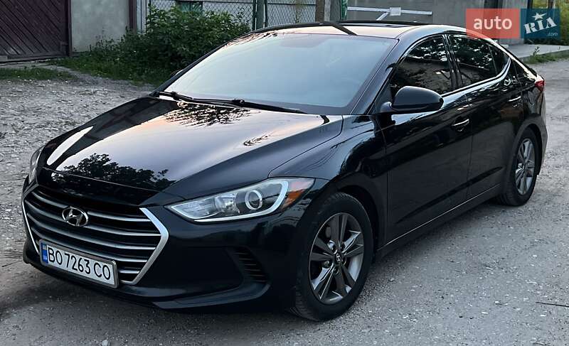 Седан Hyundai Elantra 2016 в Тернополе