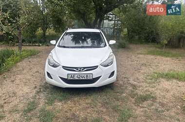 Седан Hyundai Elantra 2013 в Днепре