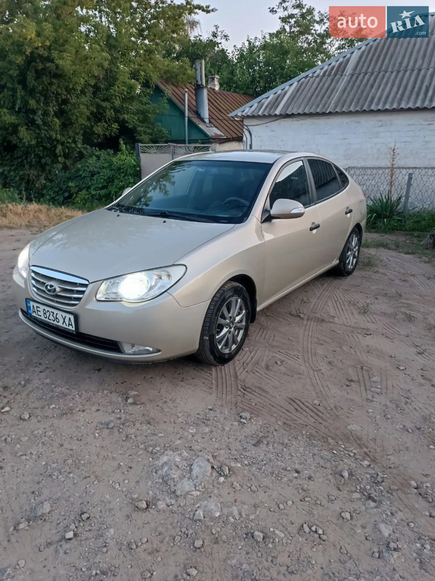 2010 Hyundai Elantra - мініатюра 8