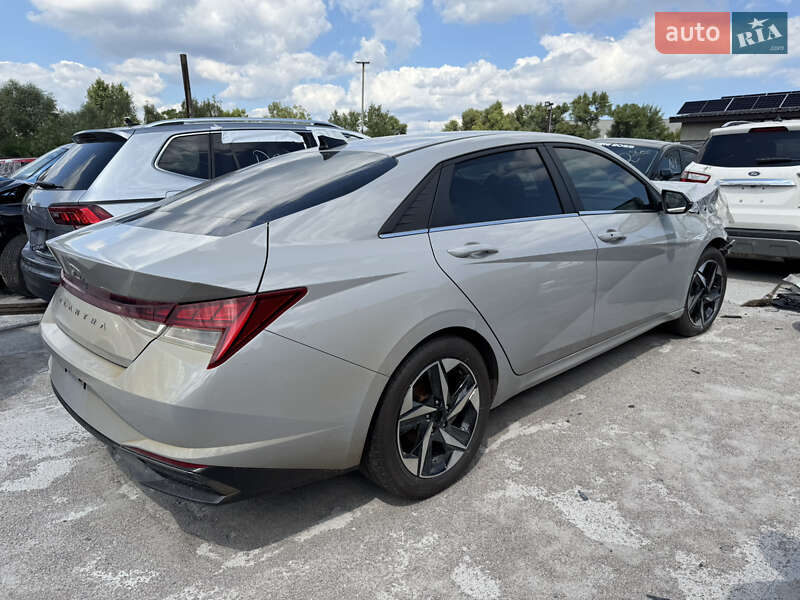 Седан Hyundai Elantra 2021 в Киеве