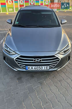 Седан Hyundai Elantra 2017 в Павлограді