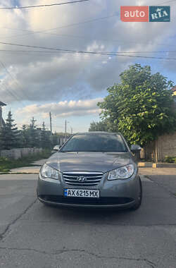 Седан Hyundai Elantra 2010 в 
