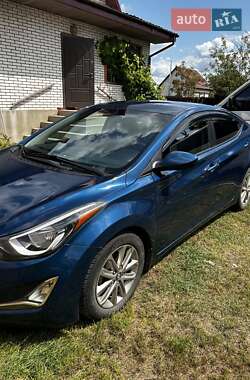 Седан Hyundai Elantra 2015 в Бородянке
