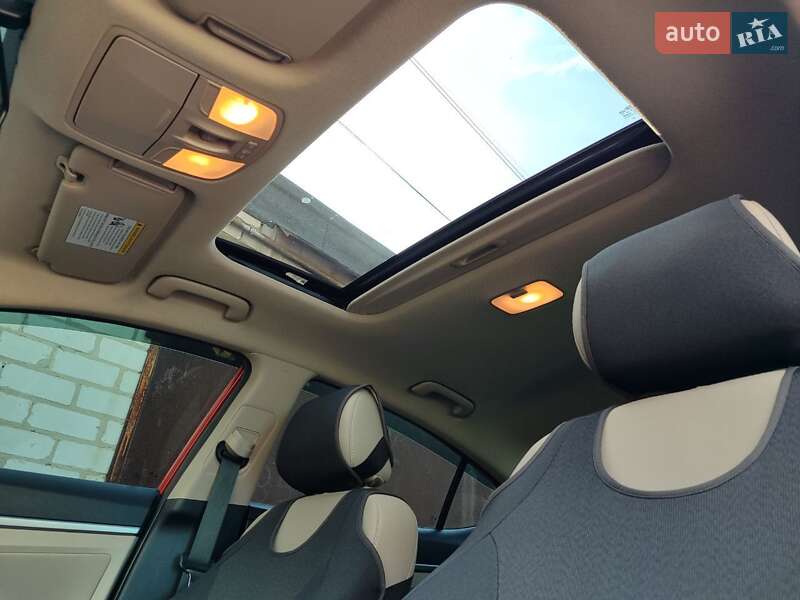 Седан Hyundai Elantra 2016 в Запорожье