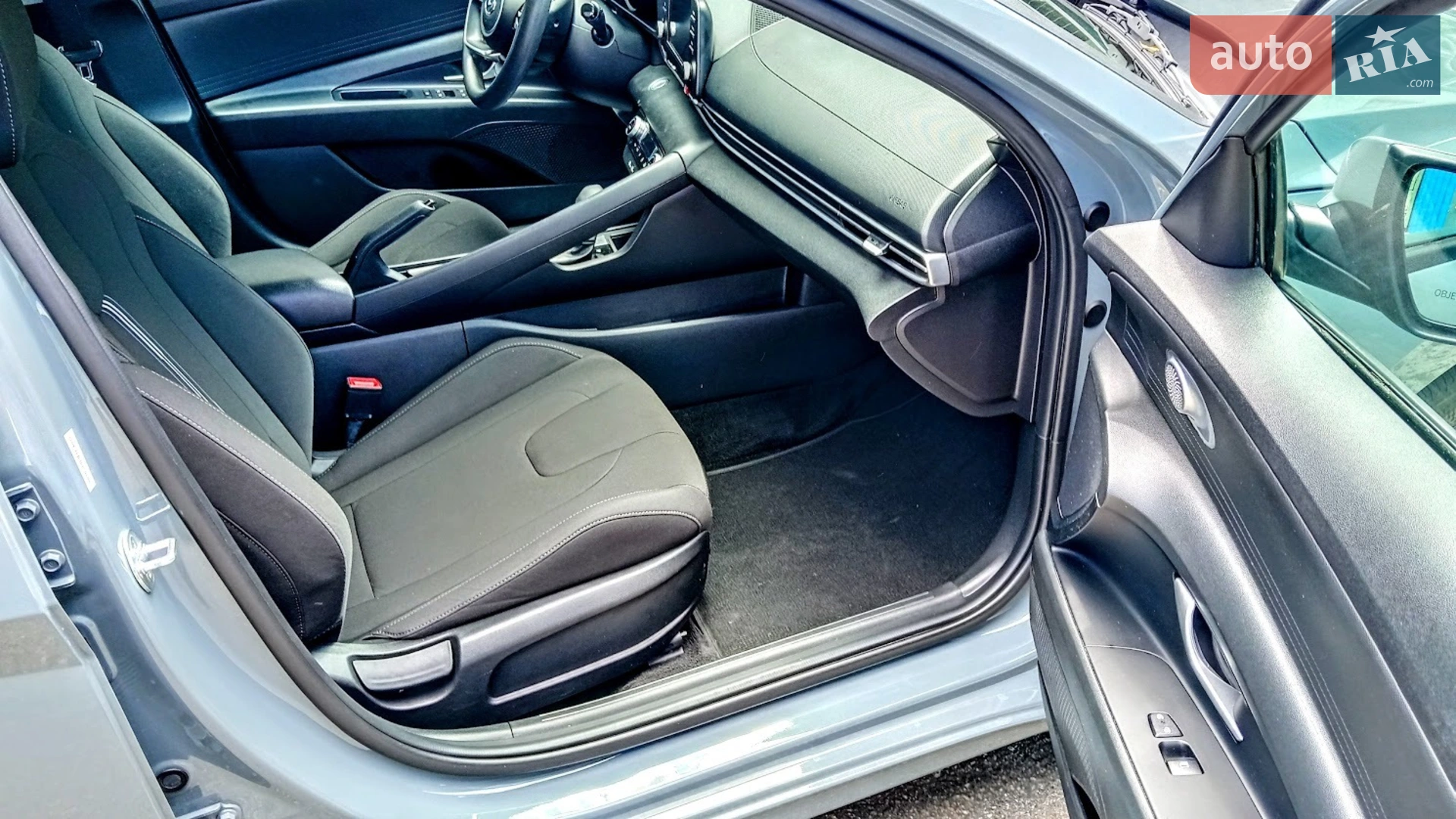 2021 Hyundai Elantra - мініатюра 12