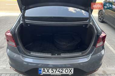 Седан Hyundai Elantra 2019 в 