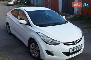 Седан Hyundai Elantra 2013 в Вінниці