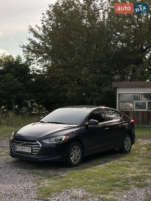 Hyundai Elantra 2016