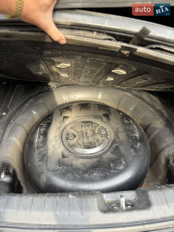 Седан Hyundai Elantra 2016 в Києві