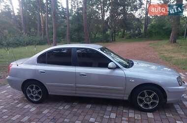 Седан Hyundai Elantra 2004 в Чернігові