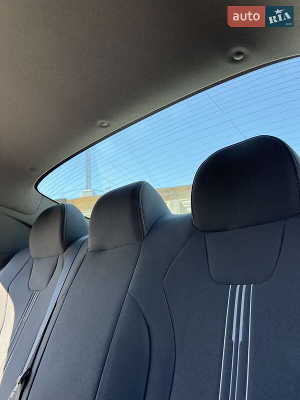 Седан Hyundai Elantra 2021 в Одессе