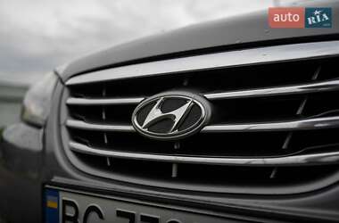 Седан Hyundai Elantra 2011 в Львове