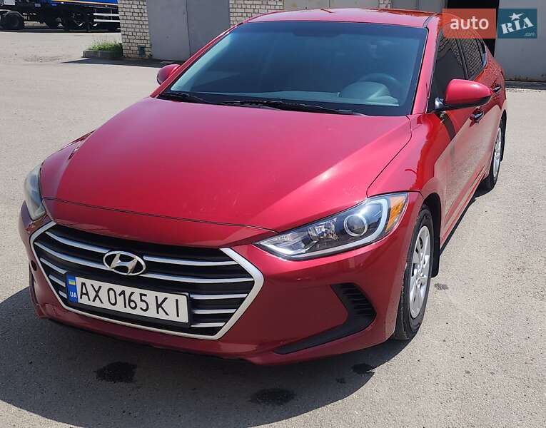 Седан Hyundai Elantra 2016 в 