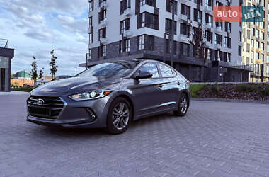 Седан Hyundai Elantra 2017 в Кропивницком