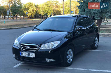 Седан Hyundai Elantra 2010 в Николаеве