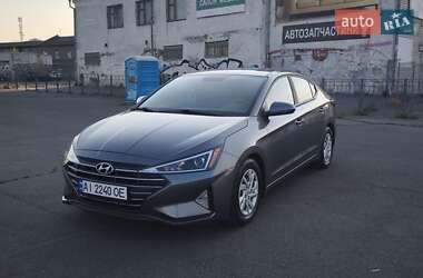Седан Hyundai Elantra 2019 в Харькове