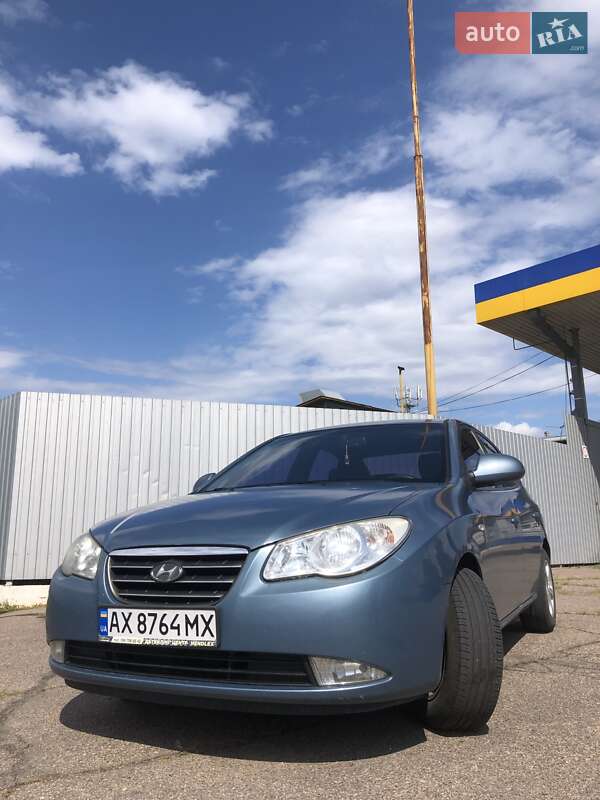 Седан Hyundai Elantra 2007 в Славянске