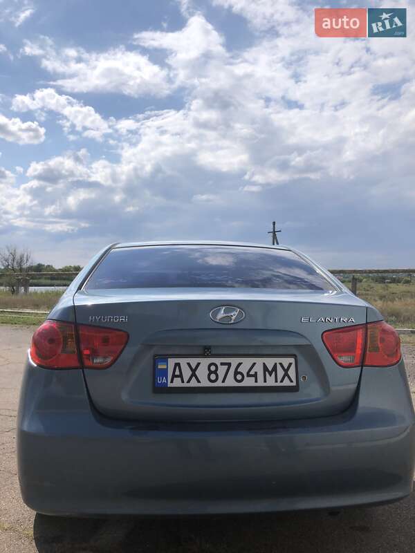 Седан Hyundai Elantra 2007 в Славянске