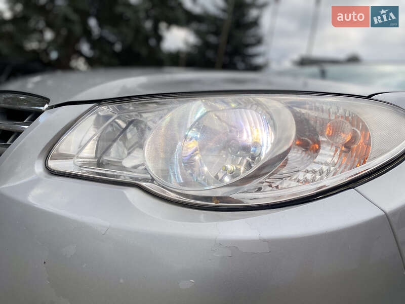 Седан Hyundai Elantra 2011 в Дрогобыче