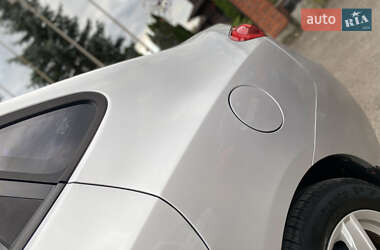 Седан Hyundai Elantra 2011 в 