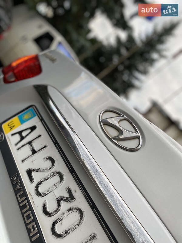 Седан Hyundai Elantra 2011 в Дрогобыче