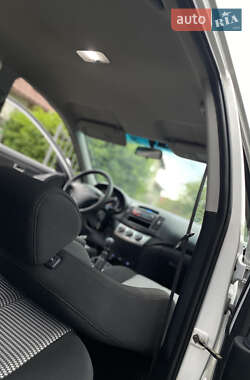 Седан Hyundai Elantra 2011 в 