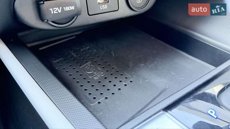 Седан Hyundai Elantra 2021 в Хмельницькому