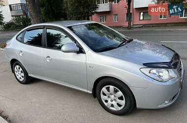 Седан Hyundai Elantra 2008 в Могилев-Подольске