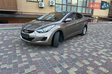 Седан Hyundai Elantra 2013 в Вінниці