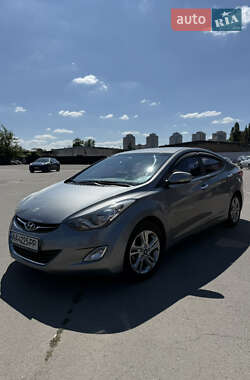Седан Hyundai Elantra 2012 в Киеве