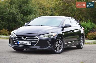 Седан Hyundai Elantra 2018 в Киеве