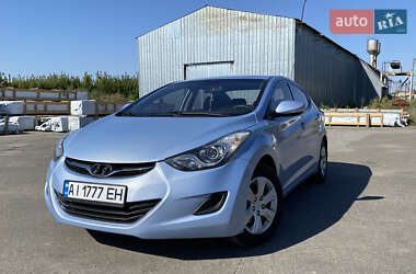 Седан Hyundai Elantra 2013 в Києві