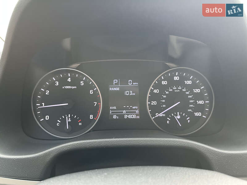 Седан Hyundai Elantra 2017 в Полтаве