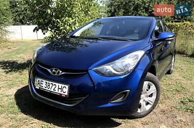 Седан Hyundai Elantra 2013 в 