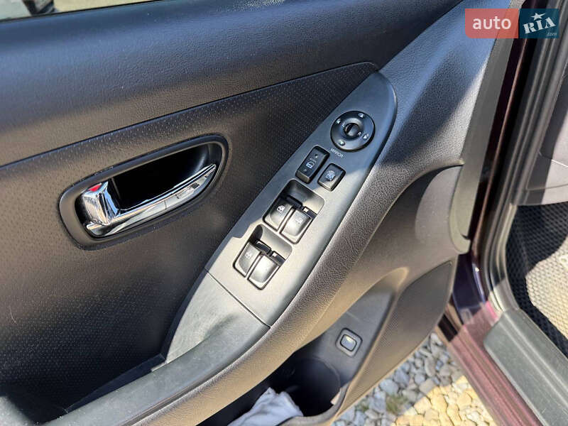 Седан Hyundai Elantra 2010 в Коломые