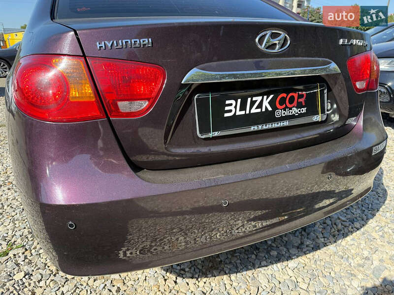 Седан Hyundai Elantra 2010 в Коломые