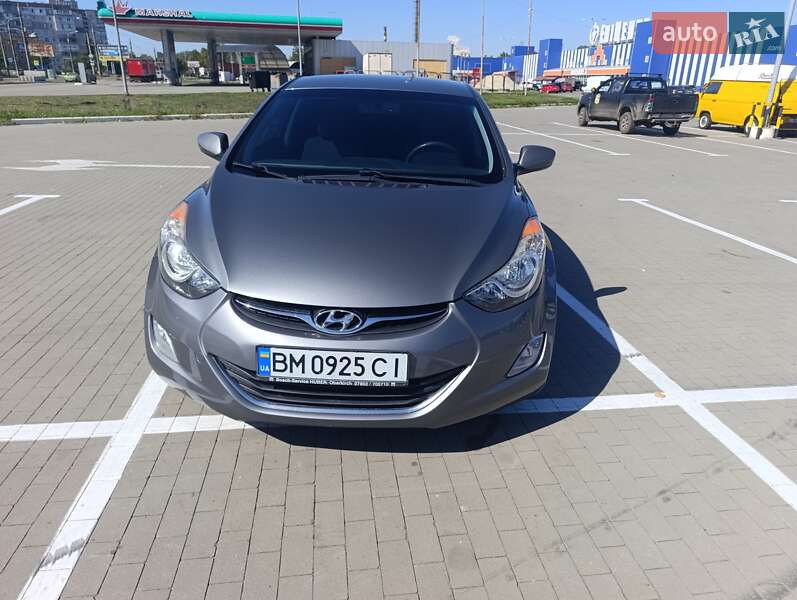 Hyundai Elantra 2012