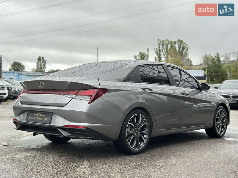 Седан Hyundai Elantra 2021 в Харкові