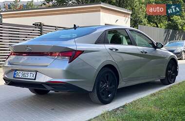 Седан Hyundai Elantra 2020 в 