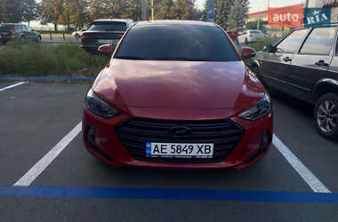 Седан Hyundai Elantra 2016 в Днепре