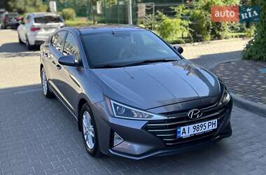 Седан Hyundai Elantra 2019 в Софіївській Борщагівці