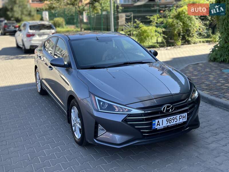 Hyundai Elantra 2019