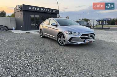 Седан Hyundai Elantra 2016 в Луцьку
