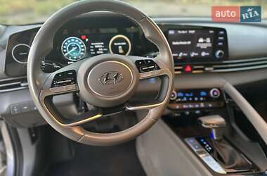 Седан Hyundai Elantra 2020 в Кривом Роге