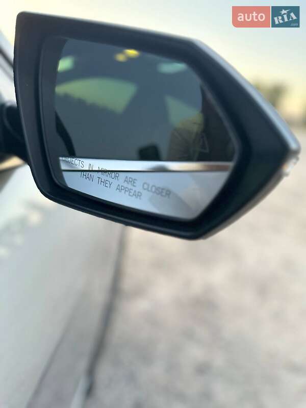 Седан Hyundai Elantra 2020 в Кривом Роге