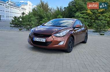 Седан Hyundai Elantra 2013 в Дніпрі