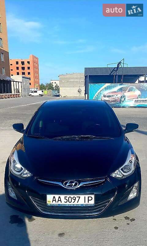 Седан Hyundai Elantra 2015 в 